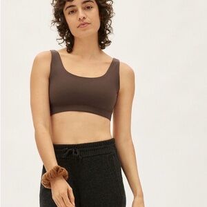 Everlane The Perform Chocolate Brown Sports Bra Women’s size Medium